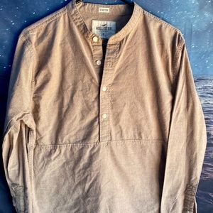 Hollister Button-Down